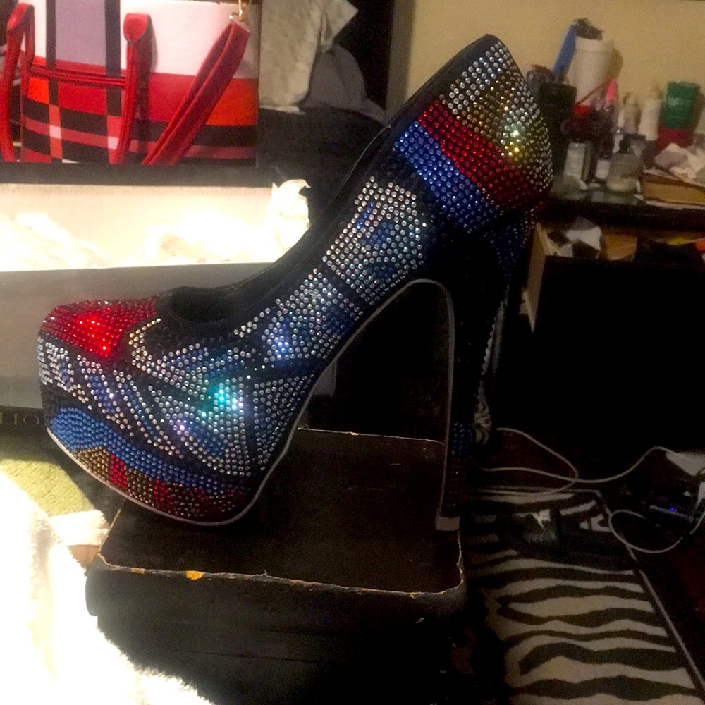 Studded 6 inch pumps